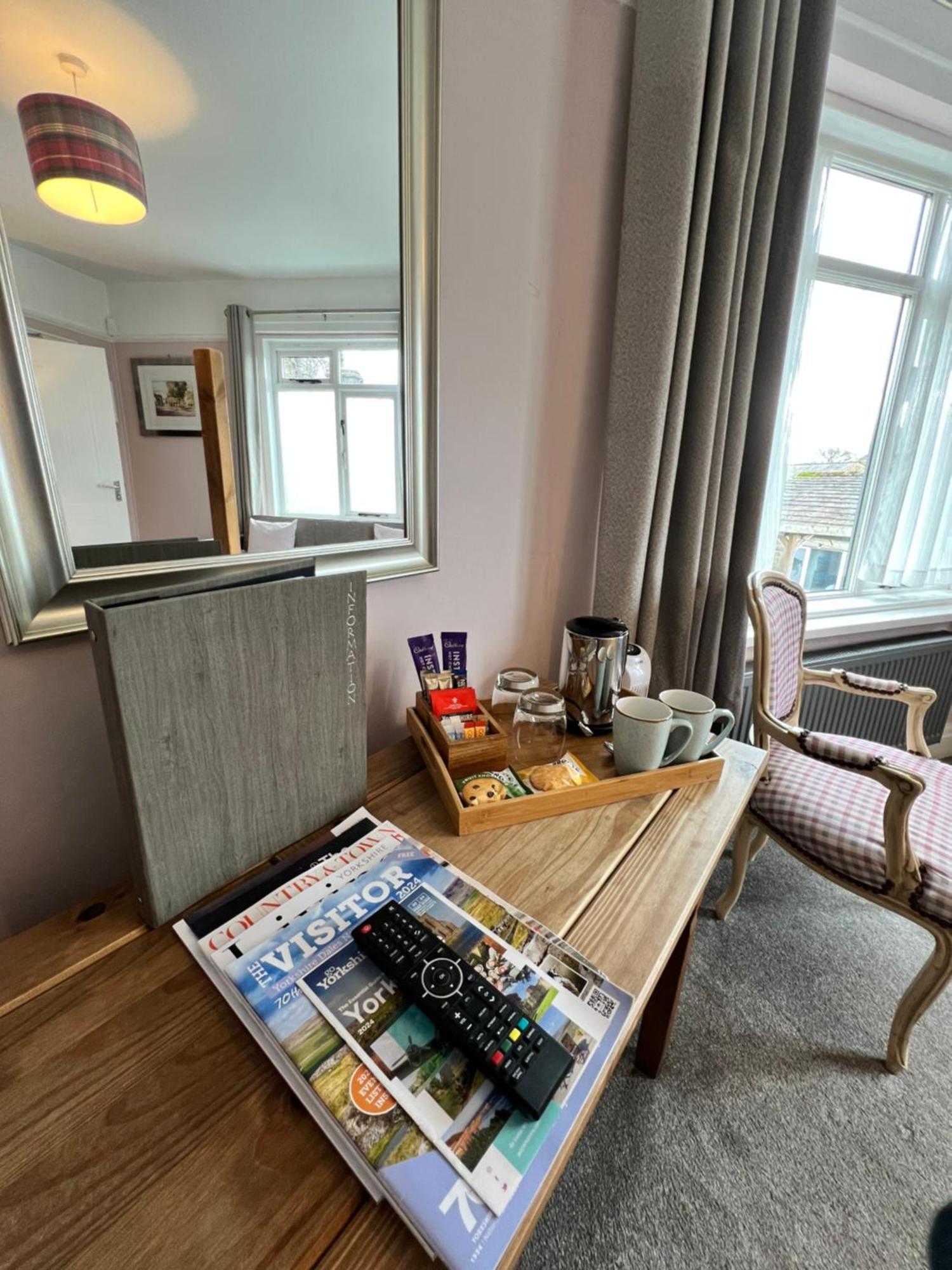 Devonshire Arms Inn Cracoe Ngoại thất bức ảnh